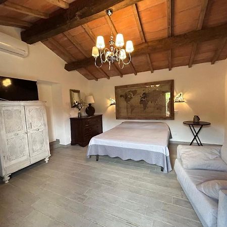 Agriturismo La Fontaccia Монтияно Экстерьер фото