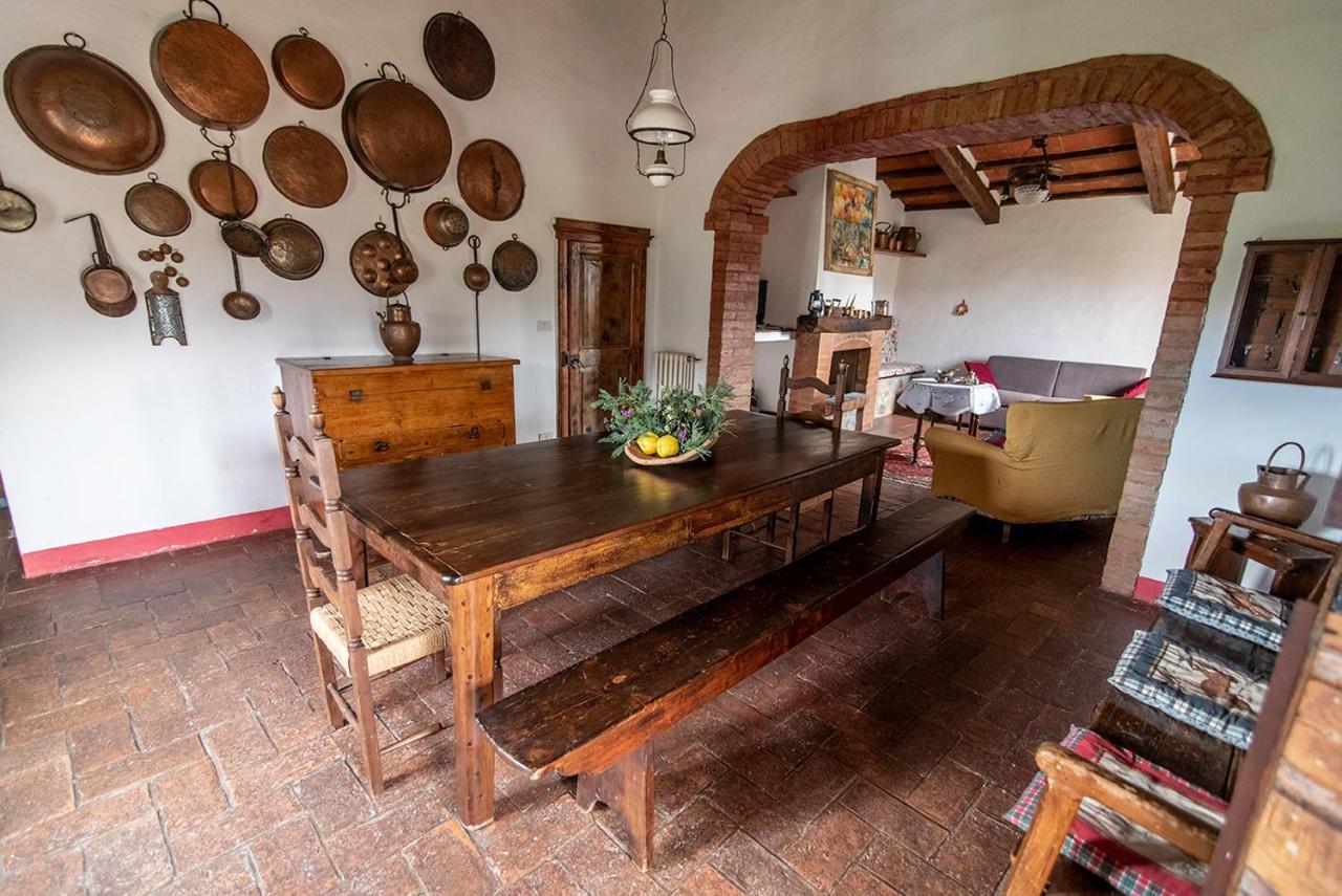 Agriturismo La Fontaccia Монтияно Экстерьер фото