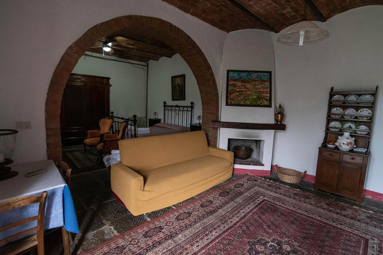Agriturismo La Fontaccia Монтияно Экстерьер фото
